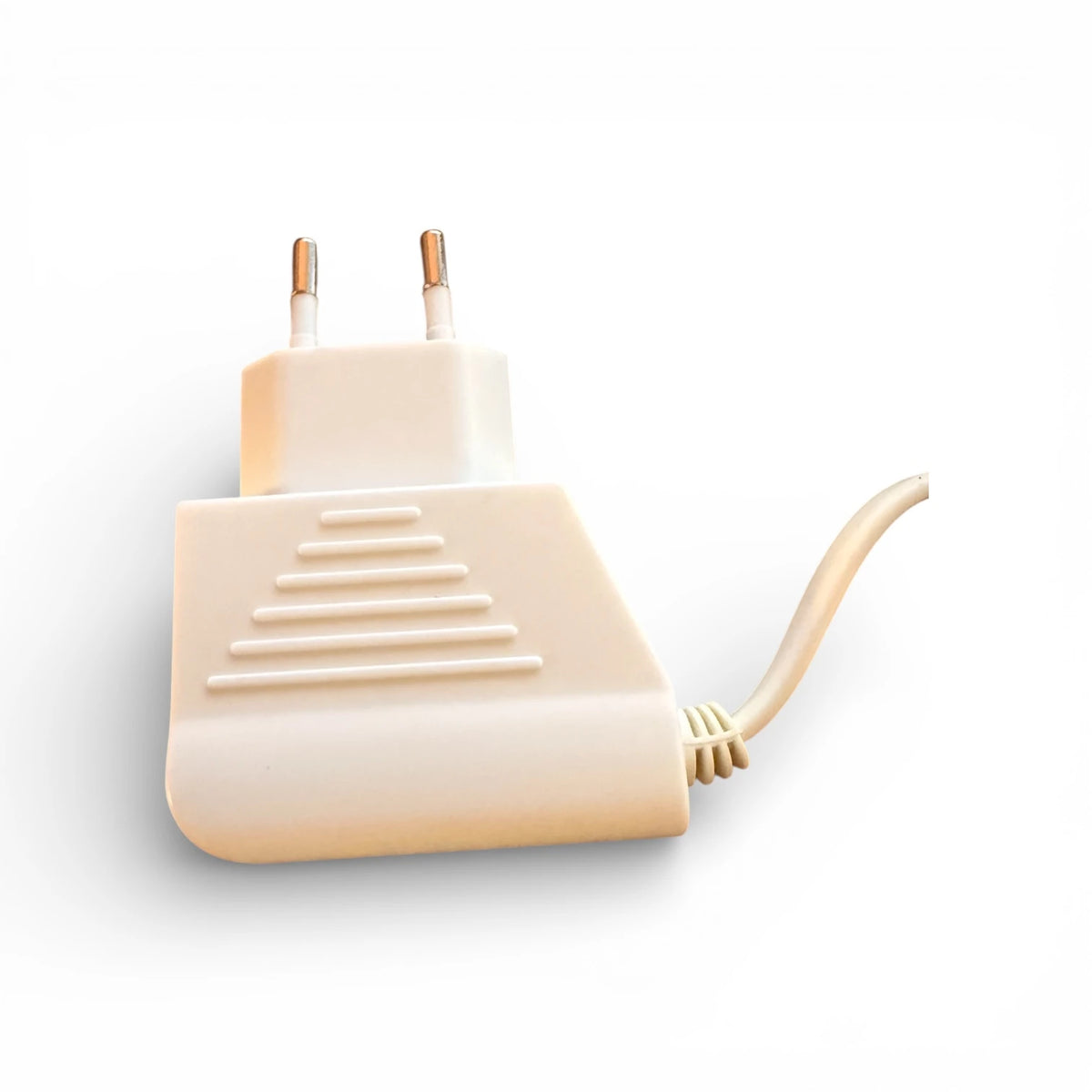 12V LED Trafo mit Eurostecker 220-240V für Möbelbeleuchtung und LED Einbauleuchten