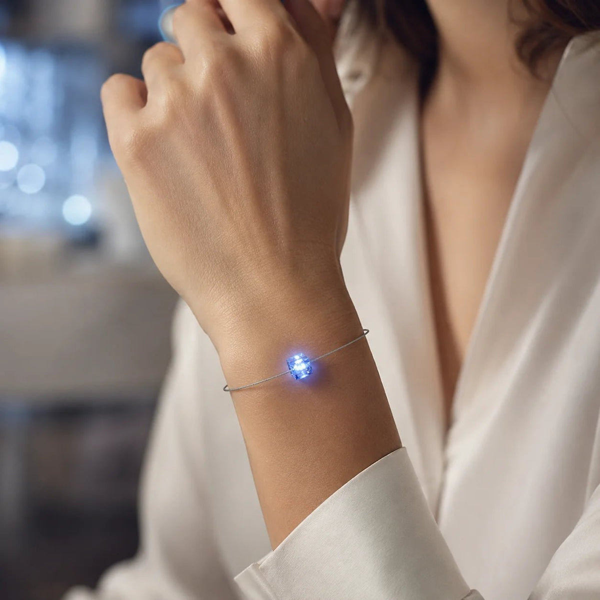 Leuchtendes Schmuckarmband von Firejewel