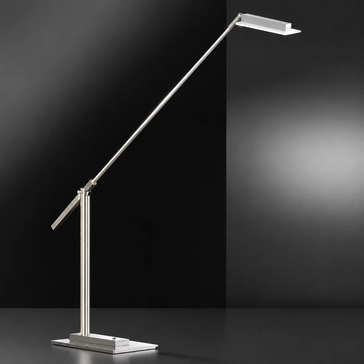 LED_Schreibtischleuchte_LODER_
