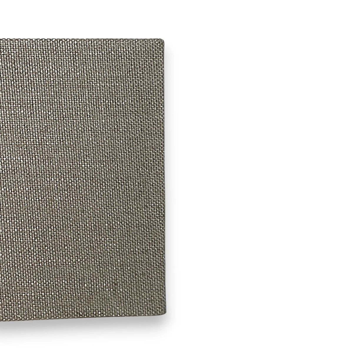 Nahaufnahme der textilen Oberfläche des Lampenschirms in Grau-Braun 