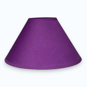 Runder Lampenschirm 2325-5258 aus Leinen in Violett in Frontalansicht auf hellem Hintergrund.