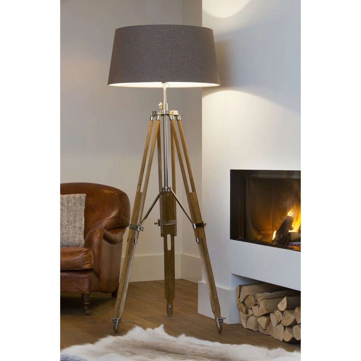 Light & Living BOUDIN Tripod-Stehlampenfuß aus Teakholz mit Lampenschirm als Design-Stehleuchte im Wohnzimmer