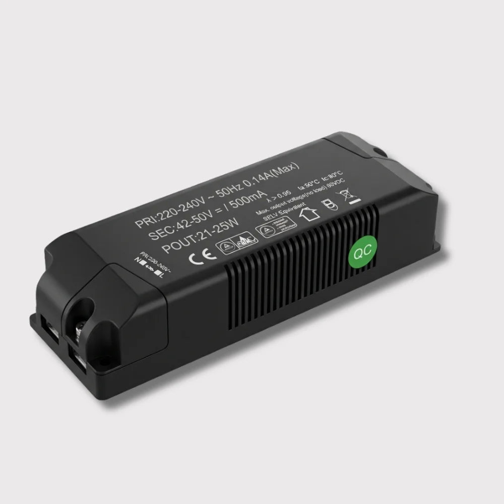 Kompaktes schwarzes LED-Netzteil zur Stromversorgung von LED-Beleuchtungssystemen
