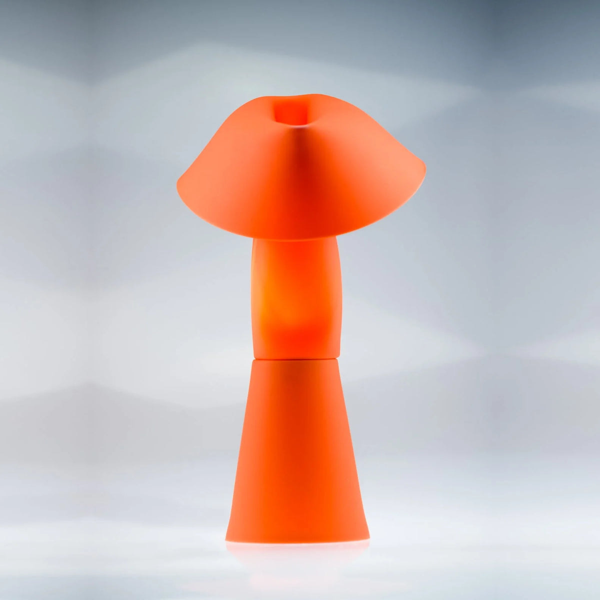 Tischleuchte Numen in Orange aus Silikon