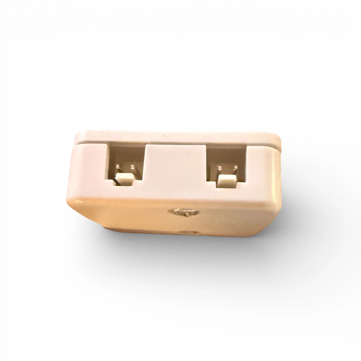 SLT5 12V LED Netzgerät mit 6 Mini AMP Anschlussbuchsen für Möbeleinbauleuchten
