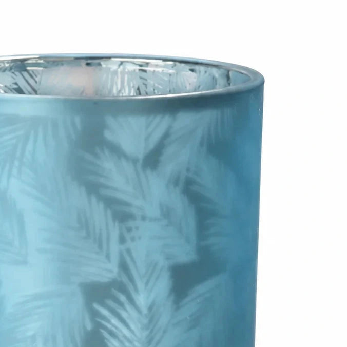 Detailansicht der Blau-Silber Glasvase mit Farnmuster, matter Oberfläche und reflektierender Silber-Innenbeschichtung