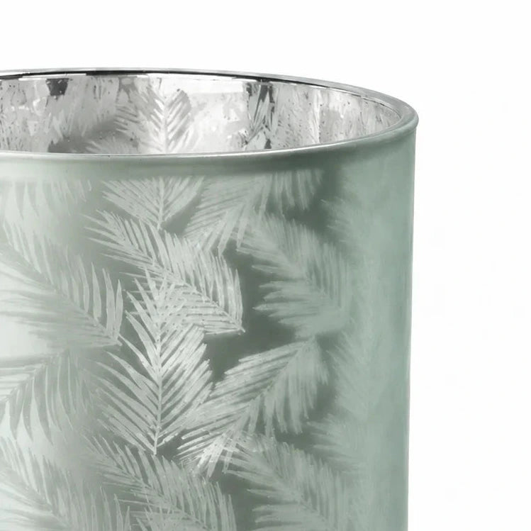 Detailansicht der grün-silbernen Windlicht Vase aus Glas mit dekorativer Oberfläche